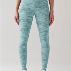 Lululemon Wunder Under Leggings sz 2